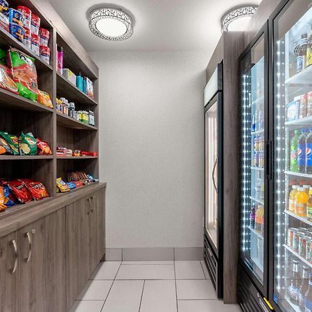 Comfort Inn & Suites Beaverton - Portland West Экстерьер фото