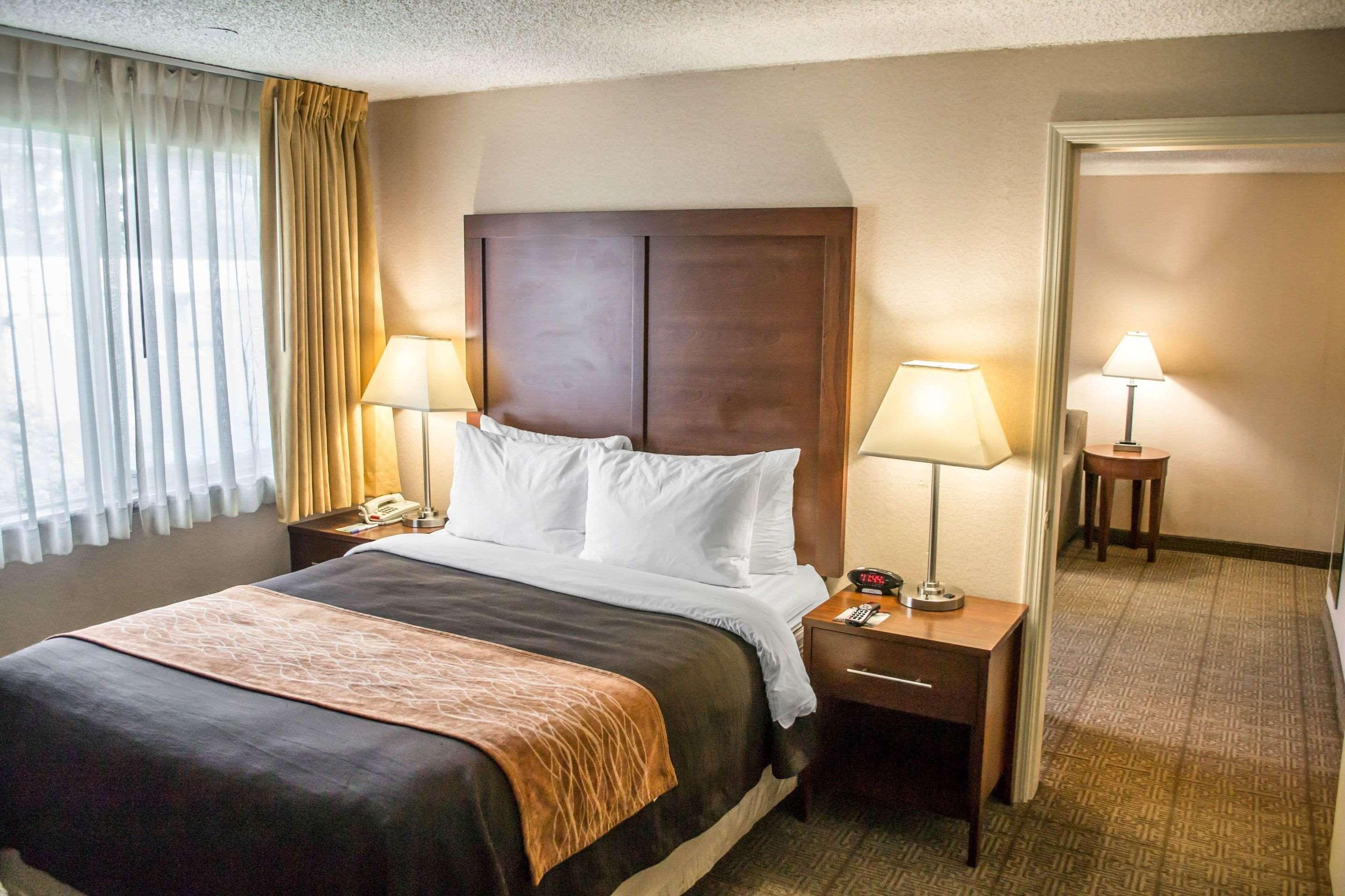Comfort Inn & Suites Beaverton - Portland West Экстерьер фото